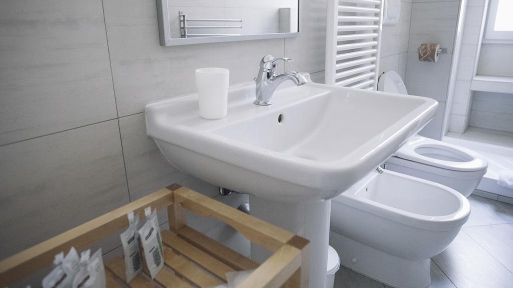 Italianway-Corso Sempione 96 Apartment มิลาน ภายนอก รูปภาพ